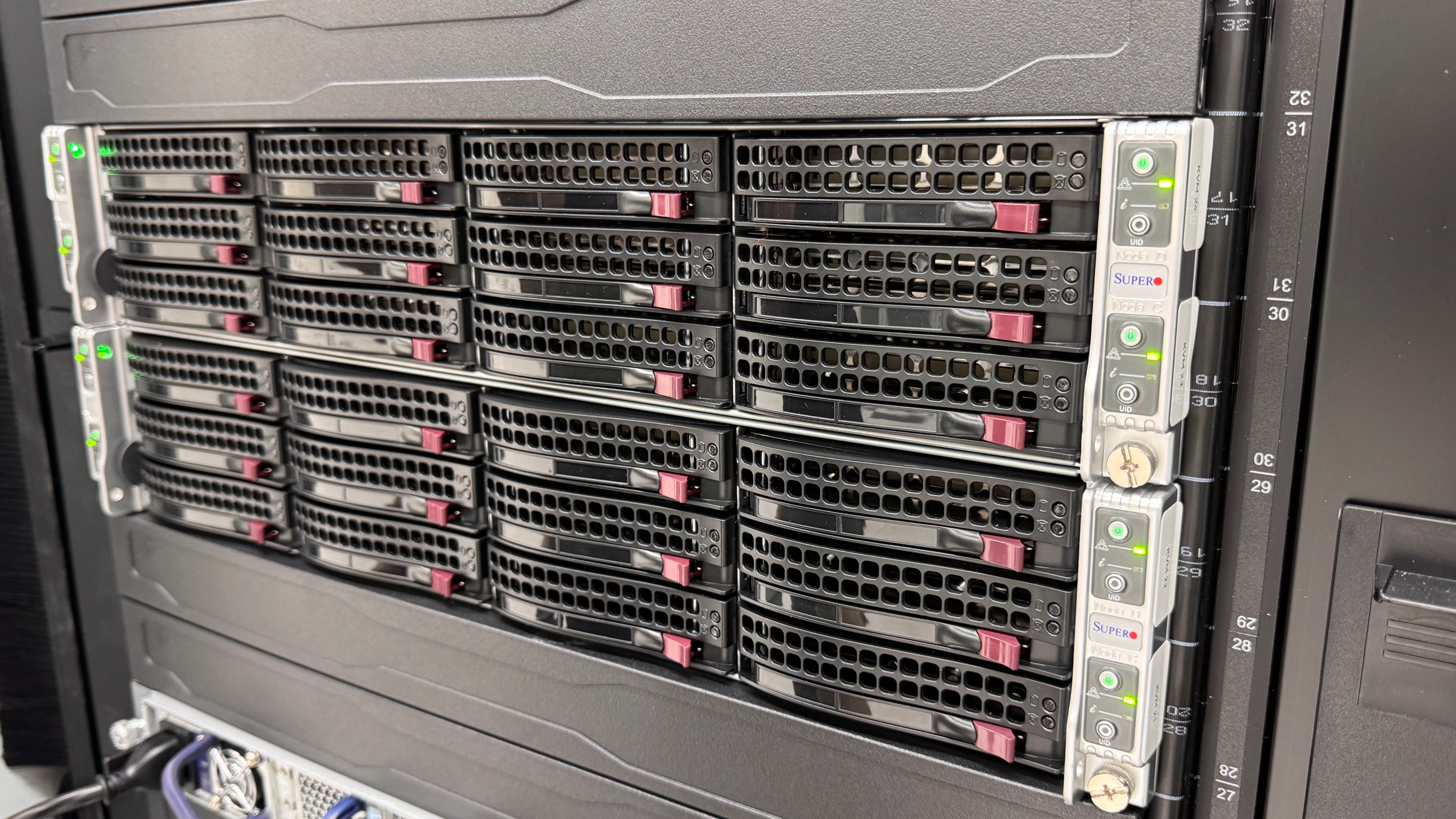 Digital Realty AMS17 Amsterdam Datacenter - Dedicated Server Location